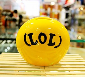 salvadanaio-emoji-risata-lol